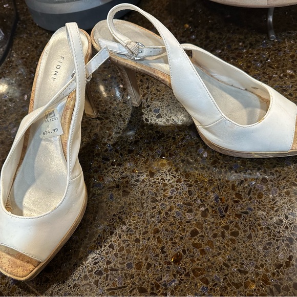 Shoes Inventory - Picture 9 of 11